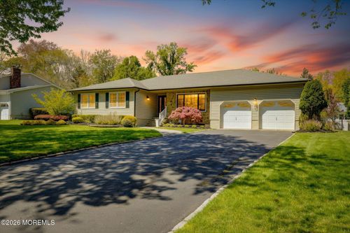 11 Seward Dr, OCEAN, NJ, 07712-3724 | Card Image