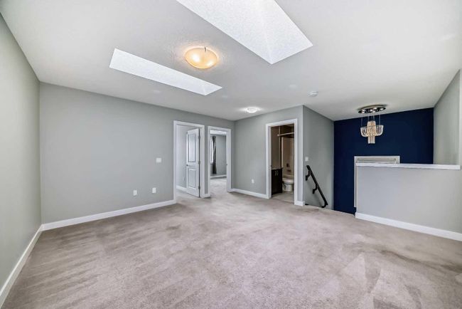 252 Nolanhurst Crescent Nw, Home with 5 bedrooms, 3 bathrooms and 4 parking in Calgary AB | Image 17