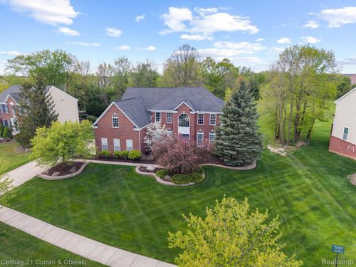 23498 Prescott Ln W, South Lyon, MI, 48178-8239 | Card Image