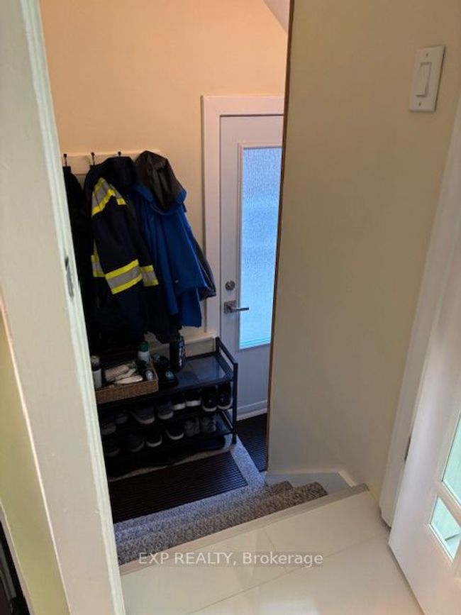 1 - 140 Ottawa St S, House other with 2 bedrooms, 1 bathrooms and 1 parking in Hamilton ON | Image 17
