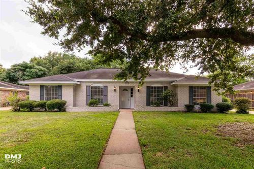 1155 Stacewood Dr, Beaumont, TX, 77706-4140 | Card Image