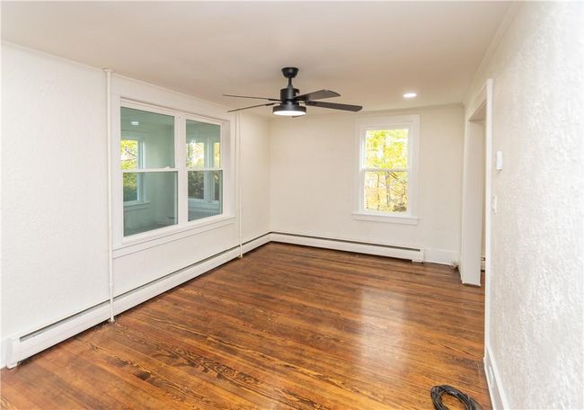 Living Room | Image 13