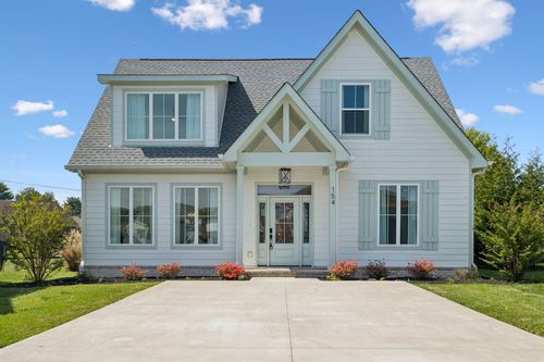 154 Barefoot Way, Winchester, TN, 37398-4725 | Card Image