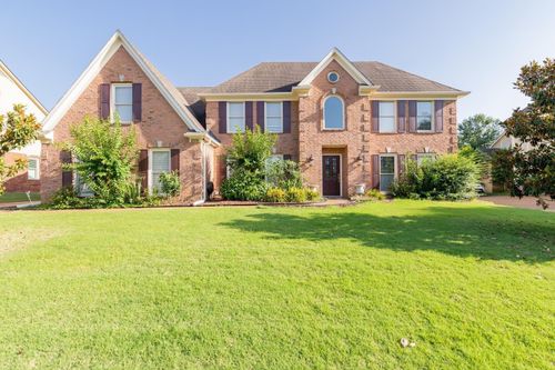 10191 Wynmanor Dr, Collierville, TN, 38017-8143 | Card Image