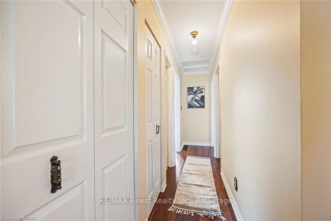 705 Braeside Cres, House other with 4 bedrooms, 2 bathrooms and 2 parking in Kingston ON | Image 17