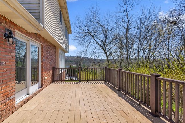816 Sean Ct, House other with 3 bedrooms, 3 bathrooms and 2 parking in Jefferson Hills PA | Image 39