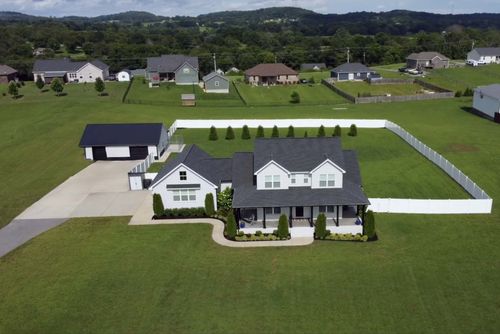 150 Bryson Ln, Castalian Springs, TN, 37031-1407 | Card Image