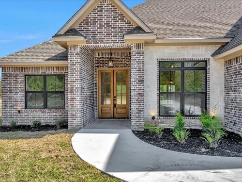 529 C C Rd, Diboll, TX, 75941-1234 | Card Image