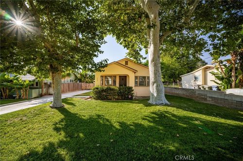 608 Glenwood Dr, Redlands, CA, 92373-5151 | Card Image