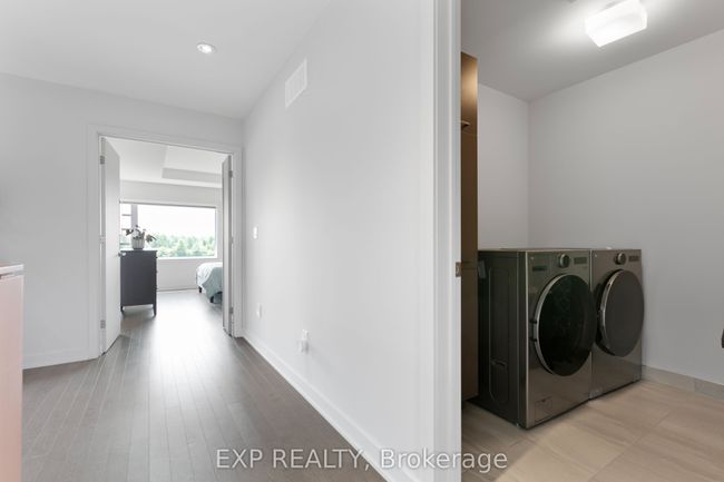 244 Shuttleworth Dr, House attached with 3 bedrooms, 3 bathrooms and 1 parking in Gloucester ON | Image 39