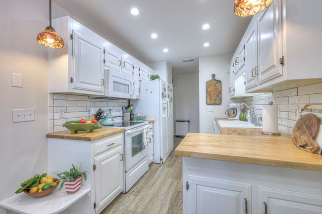943 E Northfield Blvd, Townhouse with 3 bedrooms, 2 bathrooms and 2 parking in Murfreesboro TN | Image 9