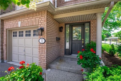 11-1050 Grand Blvd, Oakville, ON, L6H2S5 | Card Image