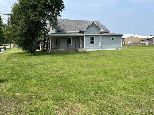 302 State St, Scott City, MO, 63780-2352 | Card Image