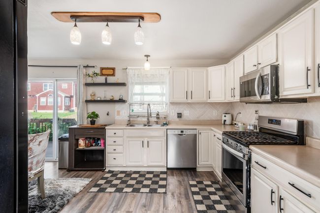 102 Parkdale Dr, House other with 4 bedrooms, 4 bathrooms and null parking in Johnstown OH | Image 10