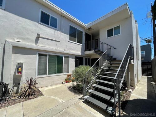 apt-6-4515 Bancroft St, San Diego, CA, 92116-6400 | Card Image