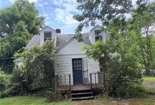 26014 Pettibone Road, Oakwood, OH, 44146 | Card Image