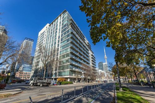915-650 Queens Quay W, Toronto, ON, M5V3N2 | Card Image
