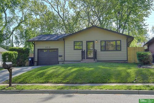 650 S 55th St, Lincoln, NE, 68510-2012 | Card Image
