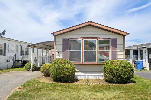 74 Bayview Park, Middletown, RI, 02842-4878 | Card Image