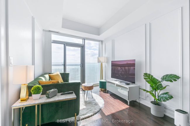 6406 - 14 York St, Condo with 2 bedrooms, 1 bathrooms and 1 parking in Toronto ON | Image 6