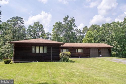 600 Houtz Ln, PORT MATILDA, PA, 16870-8752 | Card Image