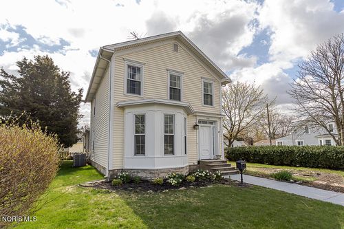 426 W Wayne St, Maumee, OH, 43537-2050 | Card Image