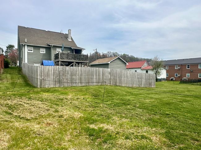 103 E Virginia St, House other with 4 bedrooms, 3 bathrooms and null parking in Galax VA | Image 57