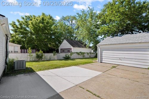 17269 Oconnor Ave, Allen Park, MI, 48101-2844 | Card Image
