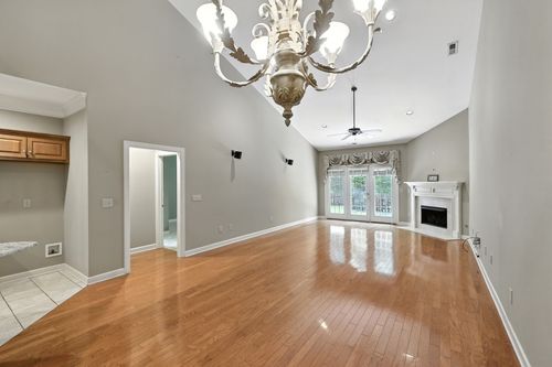246 Windsor Terrace Dr, Nashville, TN, 37221-2273 | Card Image