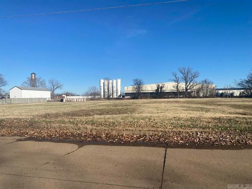 204 Fourth Street, West Memphis, AR, 72301 | Card Image