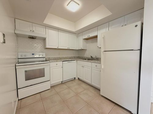 unit-b-3120 Collin Dr, West Palm Beach, FL, 33406-5091 | Card Image