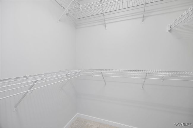 View of walk in closet HIS | Image 37
