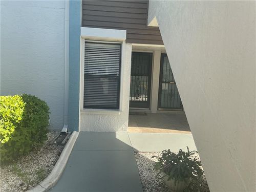 apt-213-5770 Trailwinds Dr, FORT MYERS, FL, 33907-8342 | Card Image
