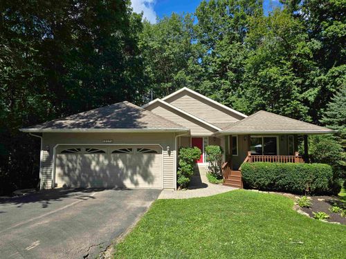 1637 Larchmont Rd, DAVIS, IL, 61019-9632 | Card Image
