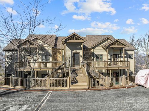 b3-30 Club Villa Ct, Burnsville, NC, 28714-1859 | Card Image