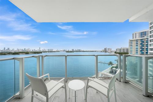 926-1100 West Ave, Miami Beach, FL, 33139-4749 | Card Image