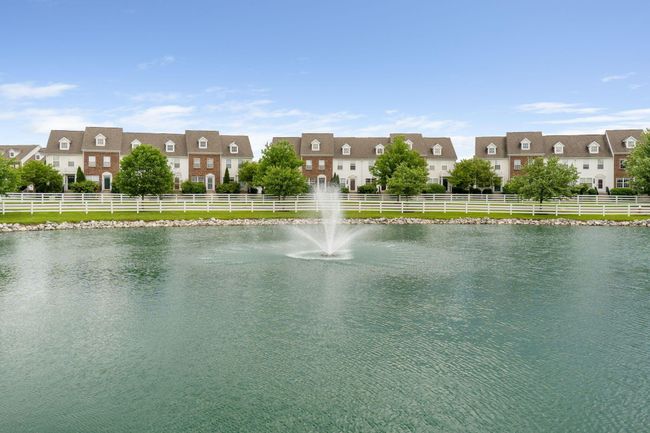 1080 Shady Lake Dr, Condo with 2 bedrooms, 4 bathrooms and null parking in Columbus OH | Image 26