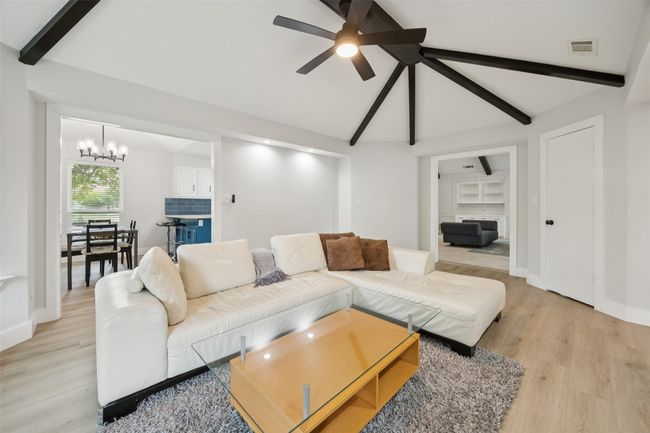 2212 Golden Willow Ln, House other with 4 bedrooms, 3 bathrooms and null parking in Richardson TX | Image 8