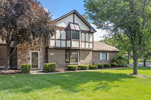 8459 Edelweiss Dr, Palos Park, IL, 60464-3004 | Card Image