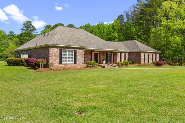 4-web-or-mls-211 Lake Terrace-5 | Image 9
