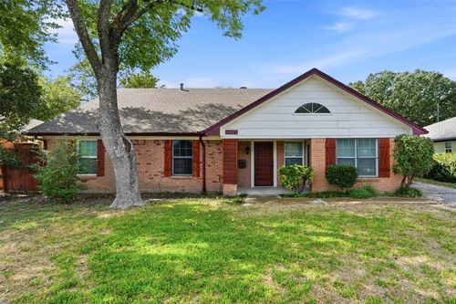 9221 Plano Rd, Dallas, TX, 75238-2914 | Card Image