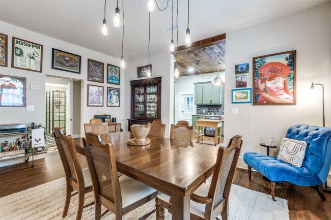 705 S Glasgow Dr, House other with 3 bedrooms, 2 bathrooms and null parking in Dallas TX | Image 8