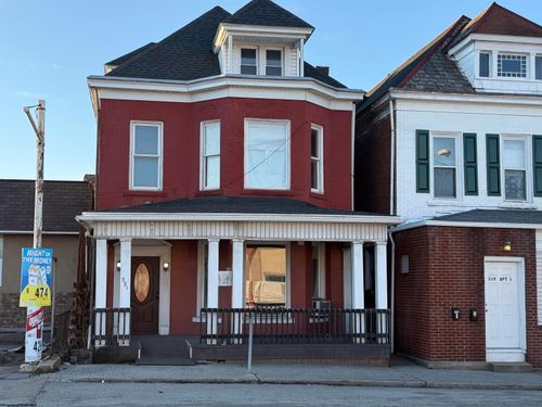321 & 321 1/2 Fairmont Ave, Fairmont, WV, 26554-2712 | Card Image