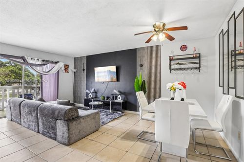 b208-15225 Ne 6th Ave, Miami, FL, 33162-5063 | Card Image