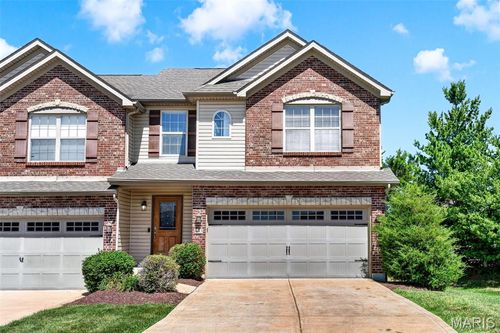 633 Giotto Ct, Wentzville, MO, 63385-3837 | Card Image