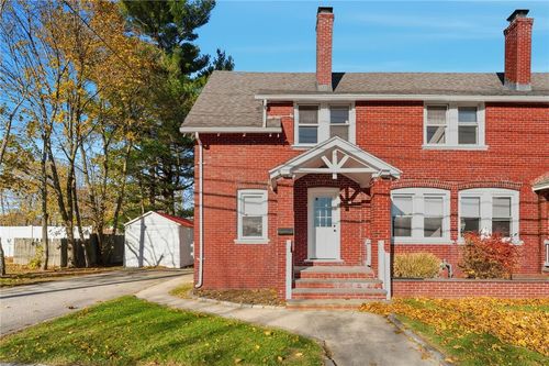 63 N Broadway, Rumford, RI, 02916-2601 | Card Image