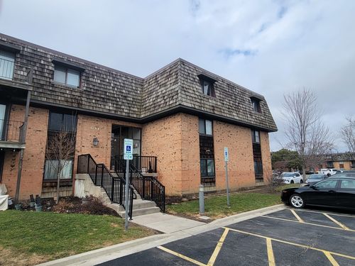 apt-1308-1 Oak Creek Dr, Buffalo Grove, IL, 60089-3745 | Card Image