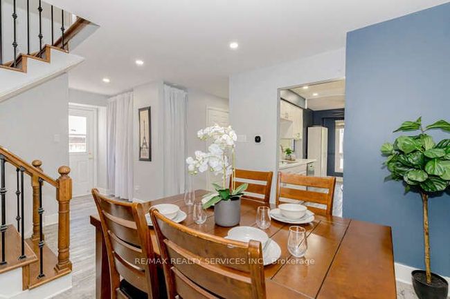 32 Simmons Blvd, House other with 3 bedrooms, 2 bathrooms and 4 parking in Brampton ON | Image 15