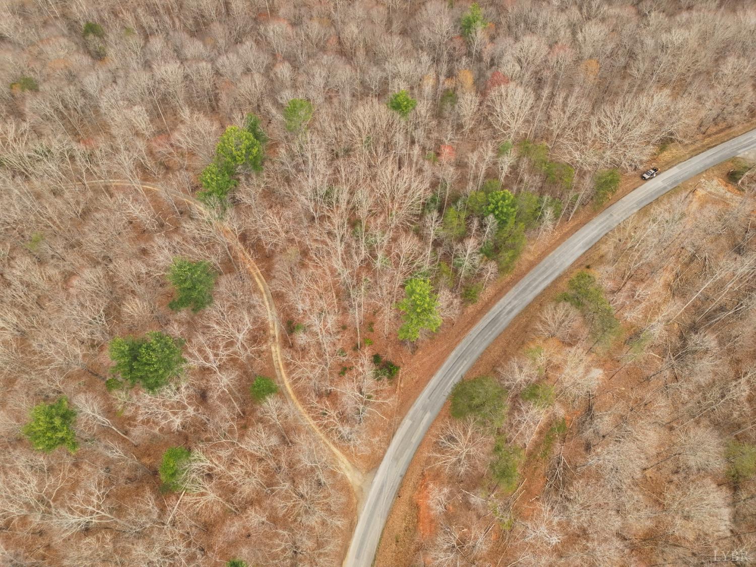 Land in Ferrum 5