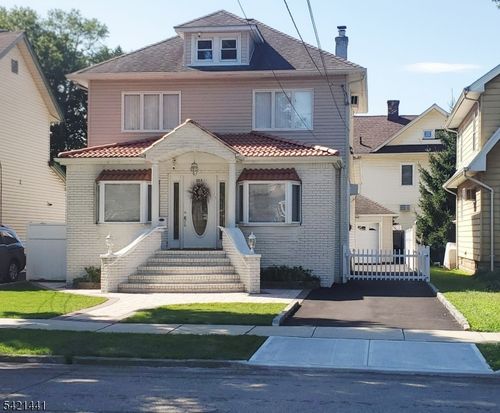 206 E Clay Ave, Roselle Park, NJ, 07204-2102 | Card Image